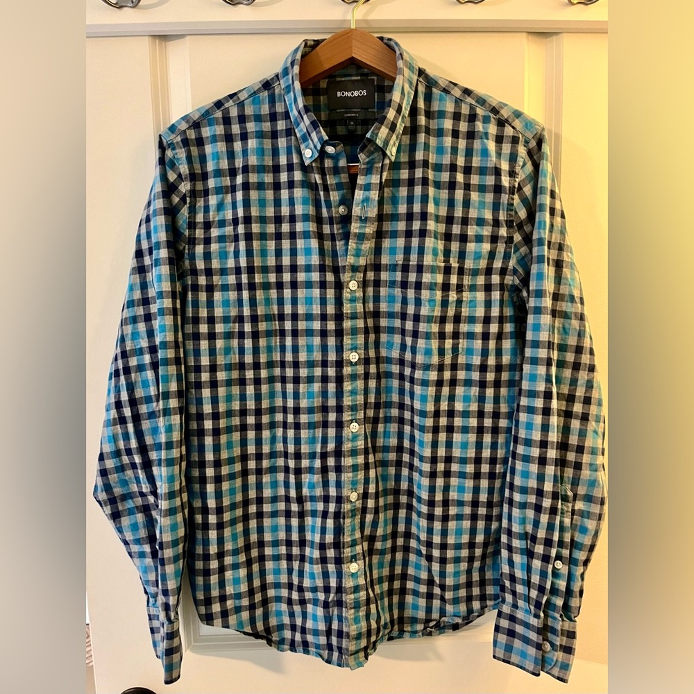 Bonobos / Washed Button-Down / Size: Medium in Standard Fit
